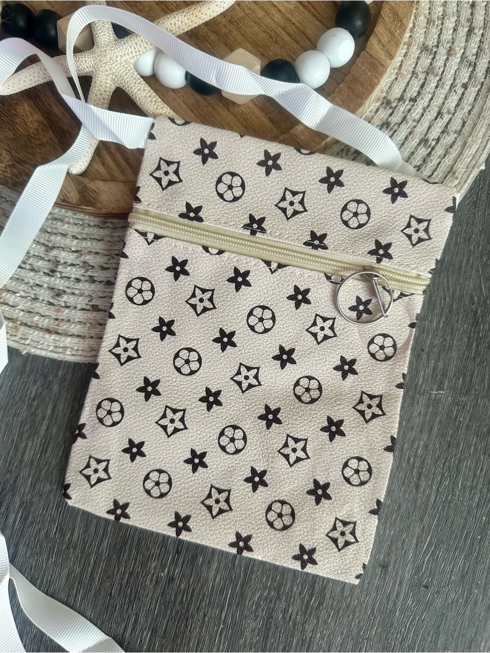 NWT Girls Crossbody in Cream & Black, Flower & Star Motif